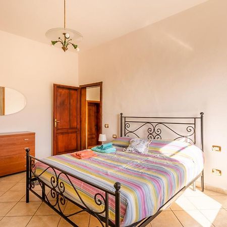 Enza'S Petite Maison Santa Croce sull' Arno Luaran gambar
