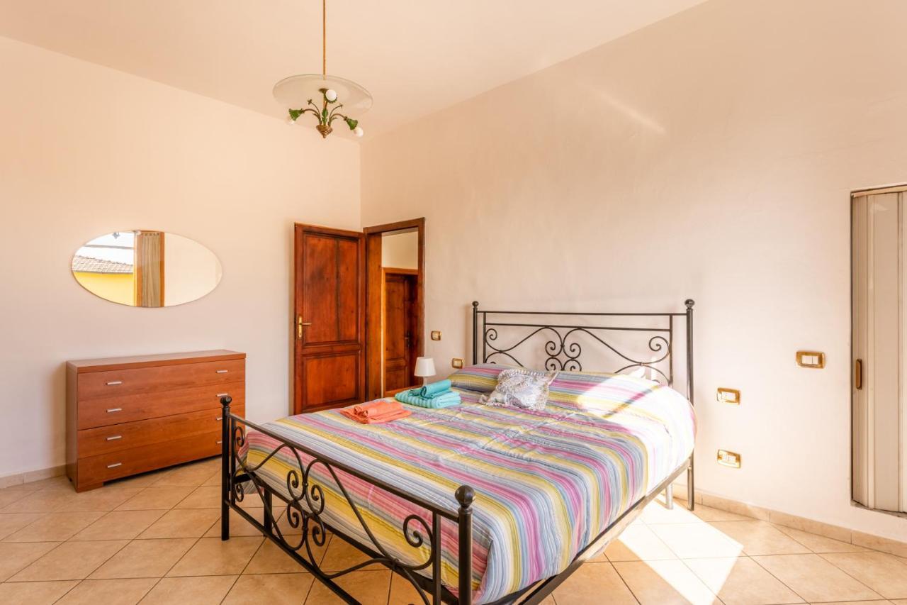 Enza'S Petite Maison Santa Croce sull' Arno Luaran gambar