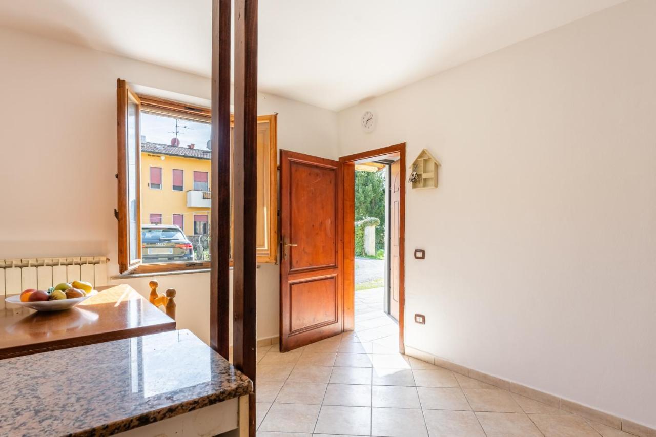 Enza'S Petite Maison Santa Croce sull' Arno Luaran gambar